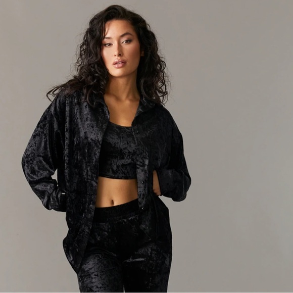 Brand NEW NWT Ladies Playboy Black Crushed Velour Shacket velvet soft feel - Picture 3 of 16